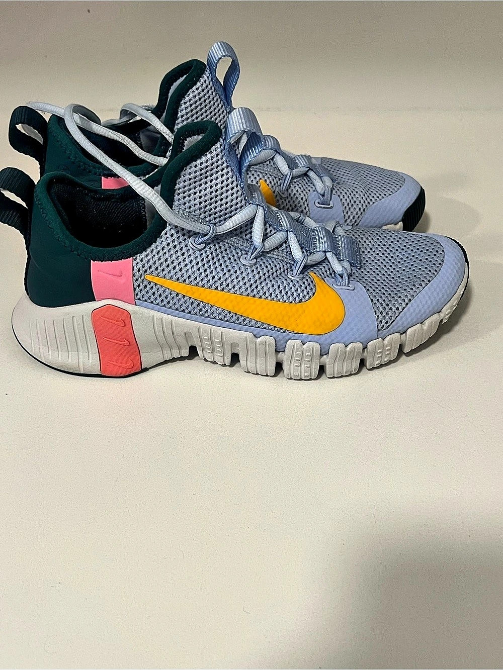 Nike Free Metcon 4 Washed Teal Athletic Shoes in Blue & Pink